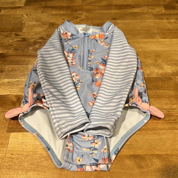 OshKosh B'gosh Swim Oshkosh Bgosh Peach Swimsuit Rash Guard With